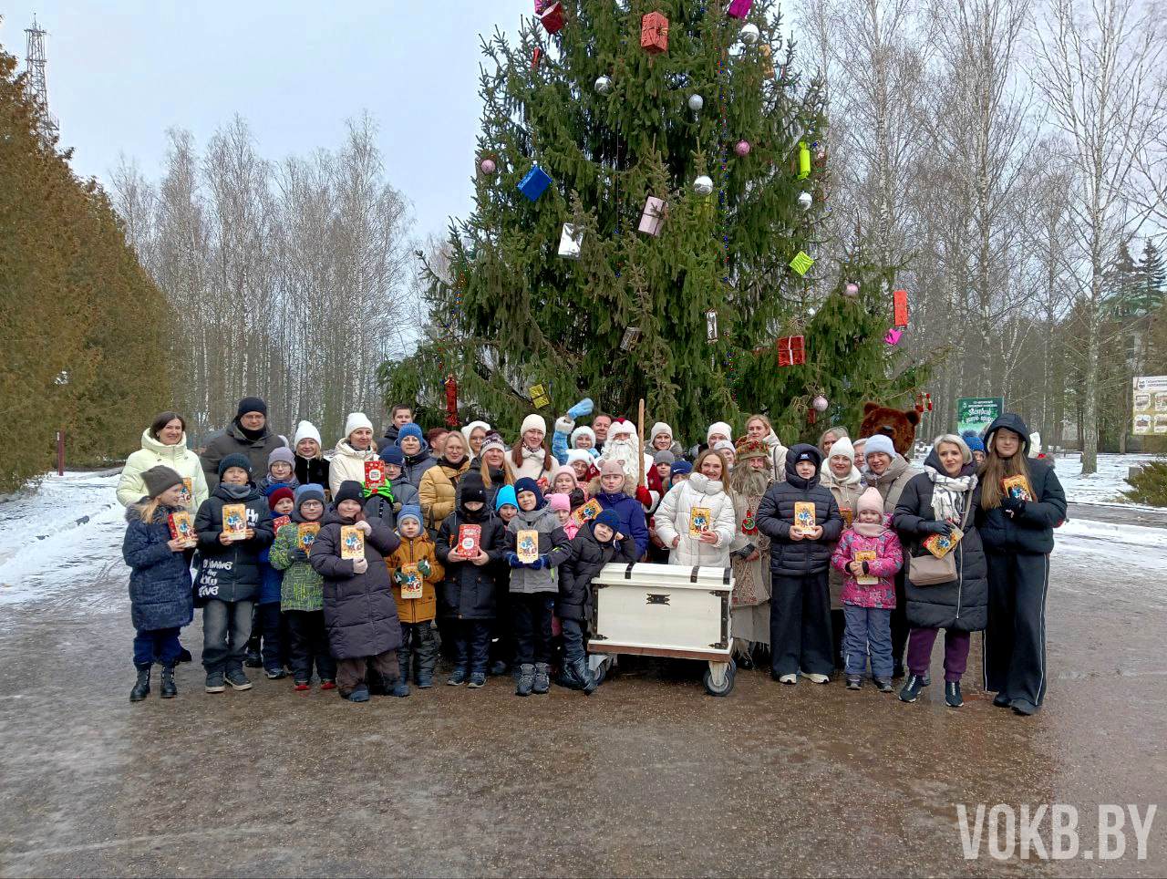 В преддверии Нового года, по доброй традиции первичной профсоюзной организации УЗ «Витебская областная клиническая больница» проводятся различные праздничные мероприятия для членов профсоюза и их детей