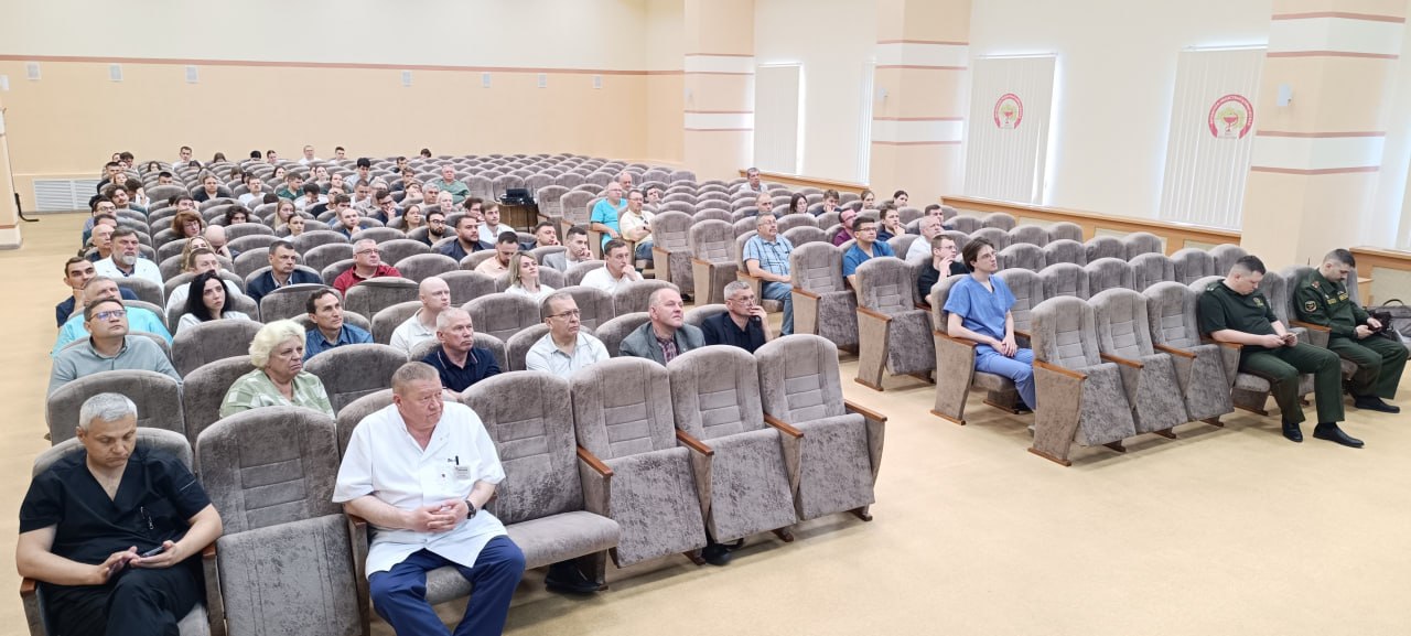 19 мая 2026 года на базе учреждения здравоохранения «Витебская областная клиническая больница» прошел обучающий семинар на тему: «Особенности лечения пациентов с огнестрельной травмой»